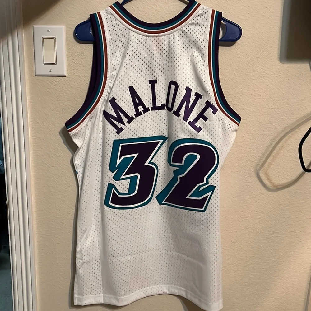 Jazz Jersey Karl Malone - Picture 2 of 4